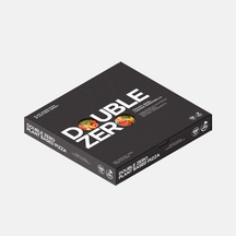 Caja de pizza con ventana negra