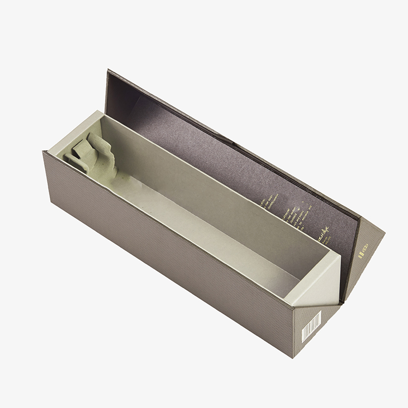 Caja de licor gris