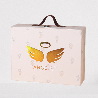Caja de regalos recién nacido con mango