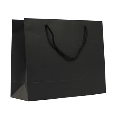 Bolsa de papel con cordón negro